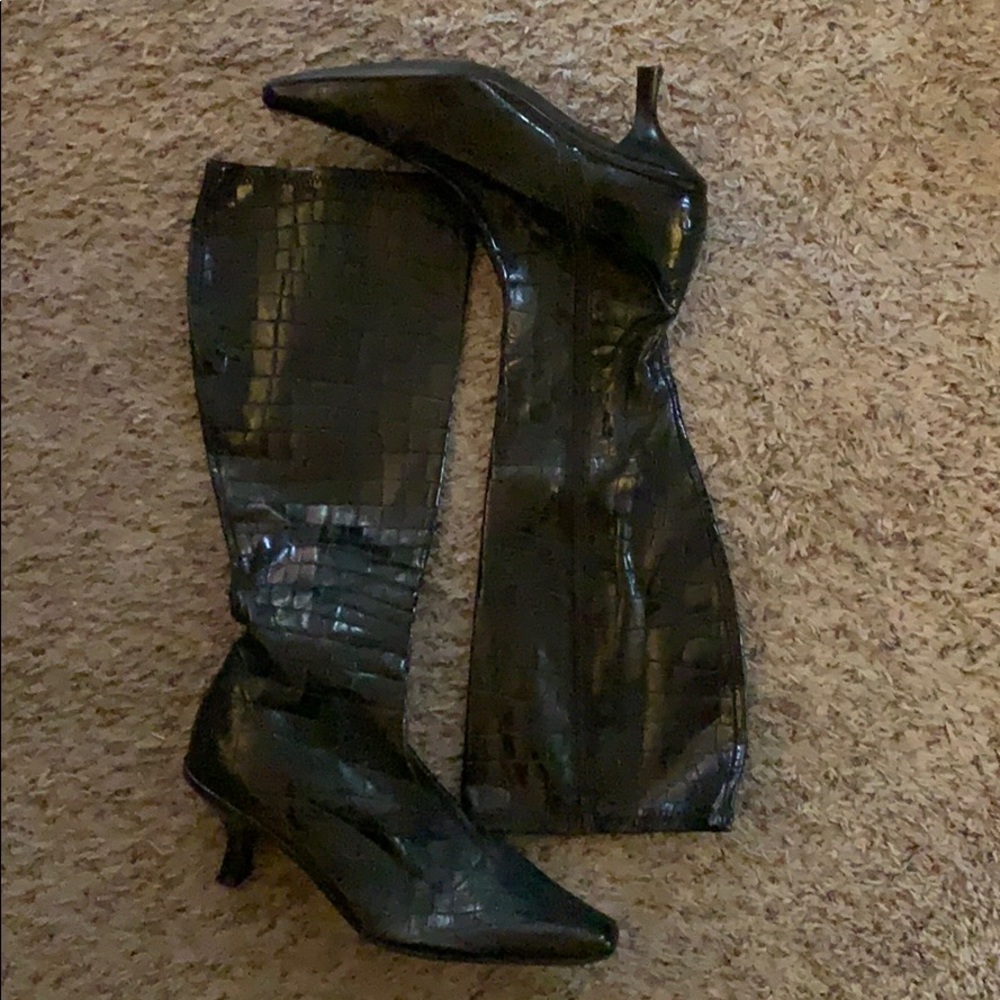 Liz Claiborne boots